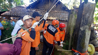 Tercebur Sumur di belakang Rumahnya, Kakek Tunanetra asal Malang Ditemukan Tewas Mengapung
