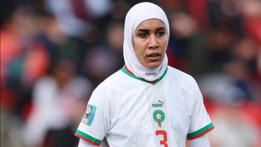 Nouhaila Benzina Catatkan Sejarah, Pemain Pertama yang Menggunakan Jilbab di Piala Dunia