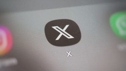 Lambang 'X' Diprotes Warga dan Dicopot