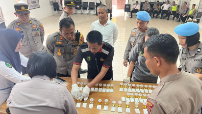 Sebanyak 55 Personel Polres Sibolga Ditest Urine Secara Acak dan Mendadak
