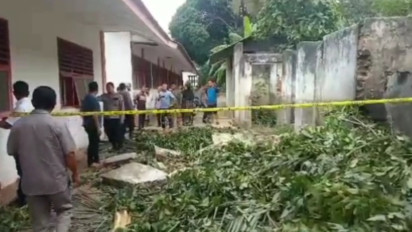 Lama Tak Difungsikan, Bangunan Kamar Mandi SD 101280 Paluta Ambrol, 1 Siswa Tewas