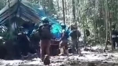 Brimob Dibantu TNI Obrak Abrik Markas KKB Yahukimo, 2 KKB Tewas dan 1 Ditangkap Hidup