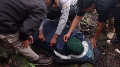 Seorang Pendaki Gunung Lemongan Alami Hipotermia, BPBD Lumajang Turunkan Tim Evakuasi