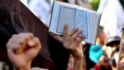 Buntut Pembakaran Al-Qur’an, Kemenlu RI Panggil Dubes Swedia dan Denmark