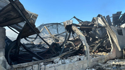 Astaga, Butuh Waktu 27 Jam dan 100 Lebih Tangki Air Padamkan Kebakaran Besar Pabrik Plastik di Gresik