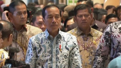 Tanggapi Dugaan Kasus Penghinaan Rocky Gerung Terhadap Dirinya, Jokowi: Itu Hal Kecil, Saya Kerja Saja