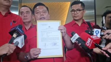 PDIP Resmi Polisikan Rocky Gerung di Bareskrim Polri Usai Viral Video Dugaan Hina Presiden Jokowi