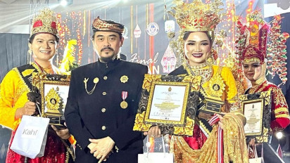 Umat Hindu di Bali Tersinggung Usai Afung Pecahkan Mangkok Imbas Jovi Adhiguna Makan Kerupuk Babi, Senator: Warga Bali Pemakan Babi