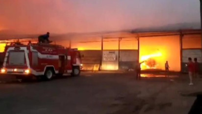 Detik-detik Pabrik Pengolahan Minyak Sawit Kota Metro Lampung Terbakar, Terdengar Dua Kali Bunyi Ledakan