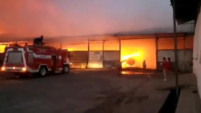 Pabrik Pengolahan Minyak Sawit di Kota Metro Lampung Terbakar 