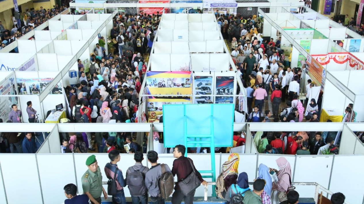 Kabar Gembira! Banyuwangi Buka Lowongan 1.800 Tenaga Kerja, Difabel Bisa Mendaftar  
            - galeri foto