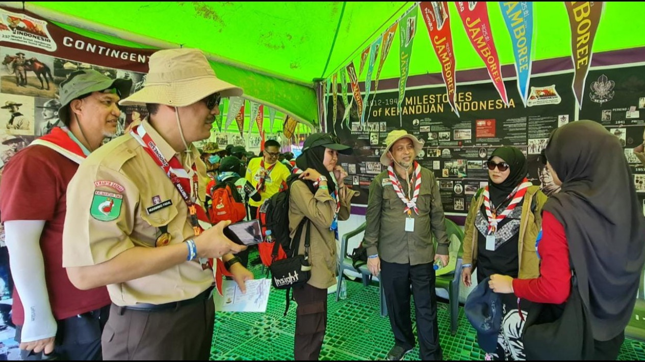 Hadir di Acara Jambore Pramuka Sedunia di Korea Selatan, Wagub Hadi Mulyadi Sapa Kontingen Kaltim
            - galeri foto