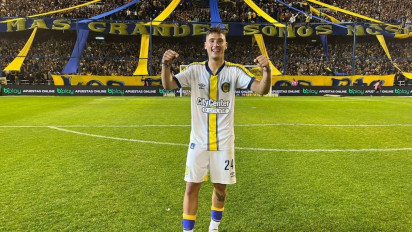 Alejo Veliz Terbang Ke London untuk Persiapan Medis Sebelum Gabung Tottenham Hotspur