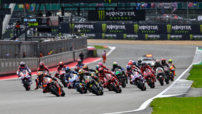 Aleix Espargaro Berhasil Finis Pertama di MotoGP Inggris