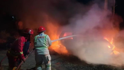 Usai Mengikuti Pengajian, Mobil Milik Warga Kepanjen Malang Ludes Terbakar di Parkiran, Ini Sebabnya...