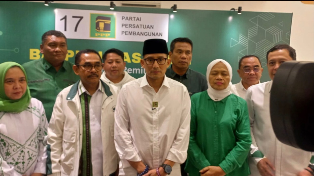 Batas Usia Capres-Cawapres Kuat soal Politik, Sandiaga Uno Terang-terangan Begini
            - galeri foto