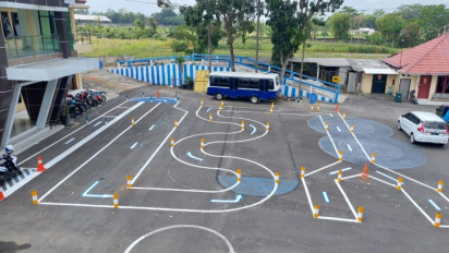 Pola Trek Zig-Zag dan Angka 8 Dihilangkan, Satlantas Polres Blitar Berikan Pelatihan untuk Pembuat SIM
