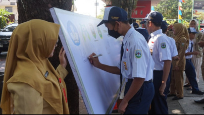 Ratusan Anak, Guru dan Orang Tua di Kabupaten Semarang Gelar Deklarasi Anti Bullying