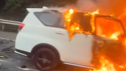Kecelakaan di Tol Tangerang, Pengendara Innova Nyaris Terpanggang di Mobilnya
