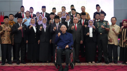 Pesan Gubernur Isran Noor pada Pengurus DPD Ikal Lemhannas Kaltim yang Dilantik: Berikan Hal-hal Bermanfaat bagi Kaltim dan Indonesia