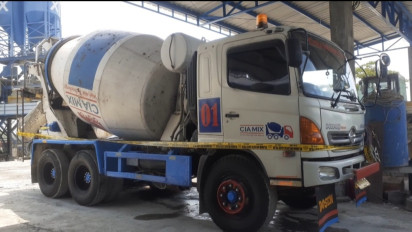 Bersihkan Mikser, Sopir Truk Tewas Jatuh dalam Tangki Molen