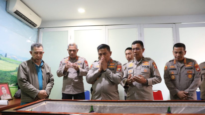 Innalillahi...Kapolsek Jatinegara Kompol Entong Raharja Meninggal Dunia Usai Salat