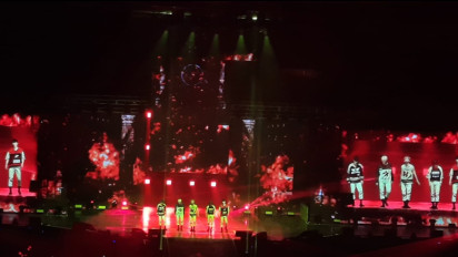 Boyband Korea Selatan TXT Sukses Gelar Konser di Jakarta