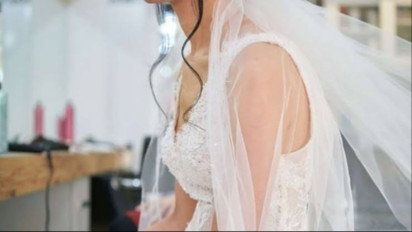 Viral! Pengantin Pria Kabur H-2 Menikah, Penganti Wanita Tetap Gelar Resepsi Tanpa Pasangan