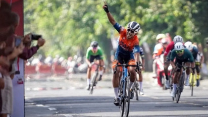 Bikin Bangga, Anak Pedagang Es Oyen di Gresik Wakili Indonesia di Kejuaraan Balap Sepeda Skotlandia