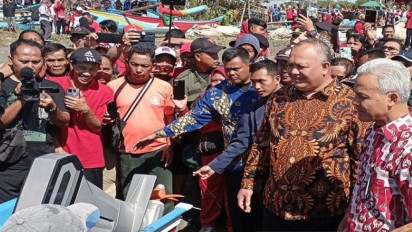 Tantang untuk Berani Bertindak Cepat! Gubernur Jateng Ajak Nelayan Cilacap Gunakan Kapal Bermotor Listrik