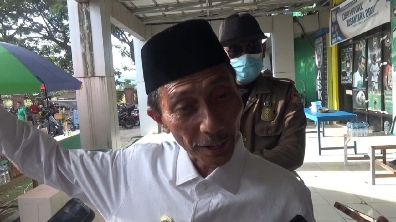 Dilapor Selingkuh, Bupati Gorontalo Menanggapi, Begini Katanya.......
            - galeri foto