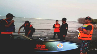 Dua Nelayan Pencari Kerang Hilang Dilaporkan Tenggelam di Wilayah Mangkang Semarang, Satu Meninggal Satu Lainnya Hilang