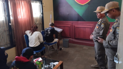 Satpol PP Razia Kos-kosan di Tulungagung, 3 Pasangan Ilegal Diamankan