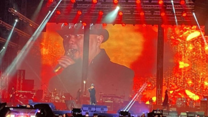 Konser Dewa 19 Sukses Hipnotis 85 Ribu Penonton di Stadion Gelora Bung Karno , Phil X Hingga Bon Jovi Turut Memeriahkan