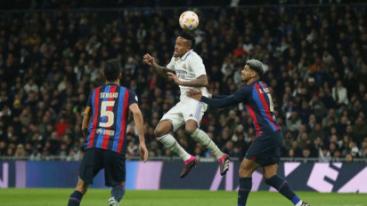 Kabar Buruk, Eder Militao Absen Bela Real Madrid hingga Akhir Musim