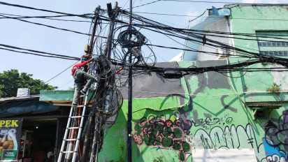 Apjatel Penuhi Permintaan Heru Budi Rapikan Kabel Semrawut dalam Satu Bulan 