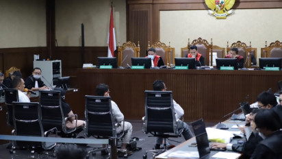 Sidang Lanjutan Korupsi BTS, 3 Terdakwa Dengarkan 4 Saksi
