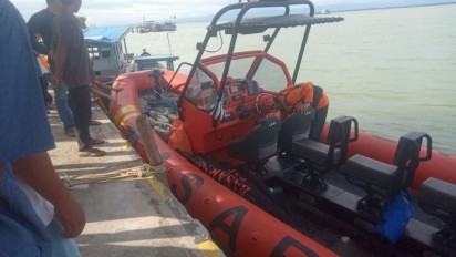 14 Penumpang Kapal Nelayan yang Karam di Perairan Madina Ditemukan Selamat