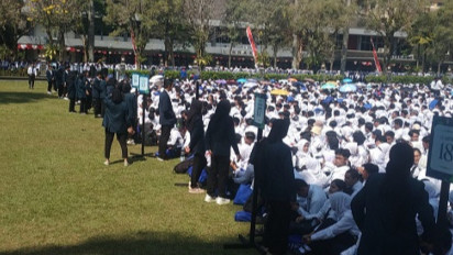 Gara-gara Dijemur Panitia, Puluhan Mahasiswa Baru Universitas Brawijaya Pingsan saat Jalani Praospek