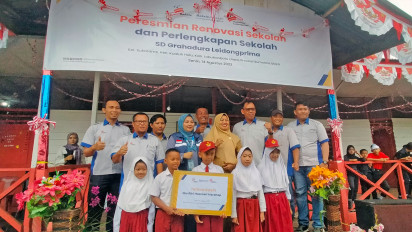 Bakrie Amanah Resmikan Renovasi Sekolah dan Bagikan 121 Paket Perlengkapan Sekolah di Labuhanbatu Utara