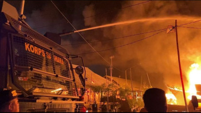 Polda Jateng Lakukan Penyelidikan Terkait Kebakaran Puluhan Kapal Nelayan di Tegal
