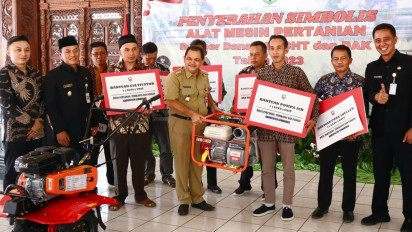 Transformasi Teknologi Pertanian, Pemkab Semarang Bagikan Ratusan Alat Pertanian Modern ke Petani