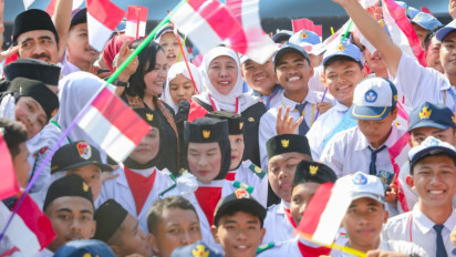 Siswa Jatim Terbanyak Nasional Diterima PTN 2023, Gubernur Khofifah: Alhamdulillah, Pertahankan Prestasi