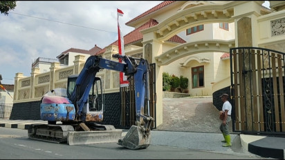 Rebutan Harta Gono-Gini, Mantan Suami akan Bongkar Rumah Mewah di Magetan, Ini Kronologisnya