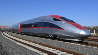 Proyek Kereta Cepat Tuai Kritik, Rocky Gerung Bocorkan Kebobrokannya: Terlalu Fokus 'Pamer' Karya