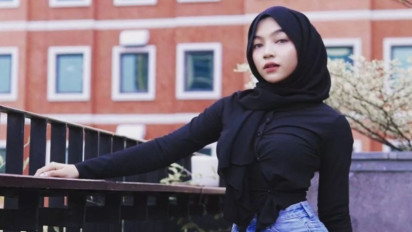 Umi Pipik Laporkan Youtuber Berhijab Oklin Fia, Karena Kerap Umbar Pornografi