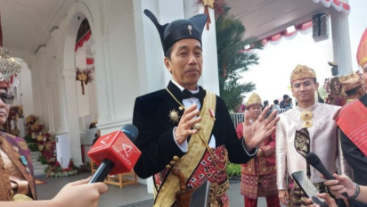 Makna Baju Ageman Songkok Singkepan Ageng yang Dikenakan Jokowi, Simbol Kedaulatan