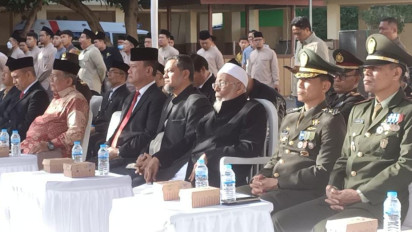 Ustaz Abu Bakar Ba'asyir Ikut Upacara HUT ke 78 RI di Ponpes Al Mukmin Ngruki, Sampaikan Pesan Persatuan