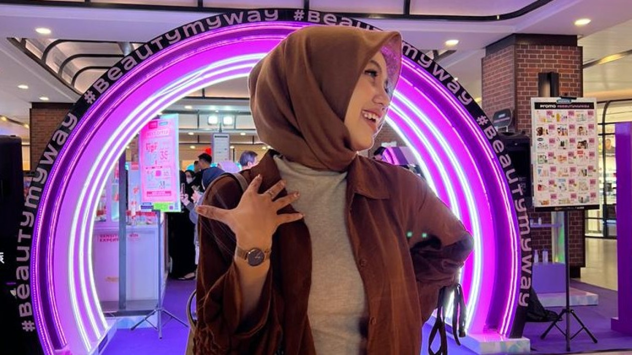 Berawal dari Kritikan, Dhiaz Putri Melenggang Sukses Jadi Konten Creator
            - galeri foto