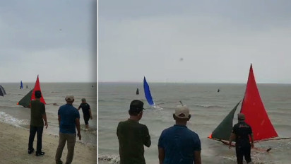 Meriahkan Peringatan HUT RI Ke-78 dan Lestarikan Budaya, Ratusan Orang Ikuti Lomba Perahu Jong di Karimun